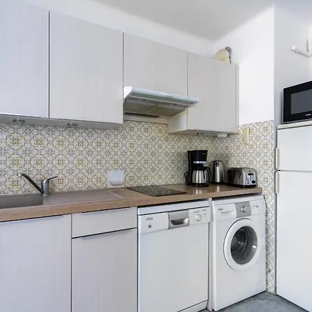 Апартаменты Central Studio Withac In The Historic Centre - Dodo Et Tartine *